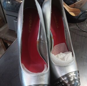 Shoe Republic LA platform High Heels silver/black sz 7.5